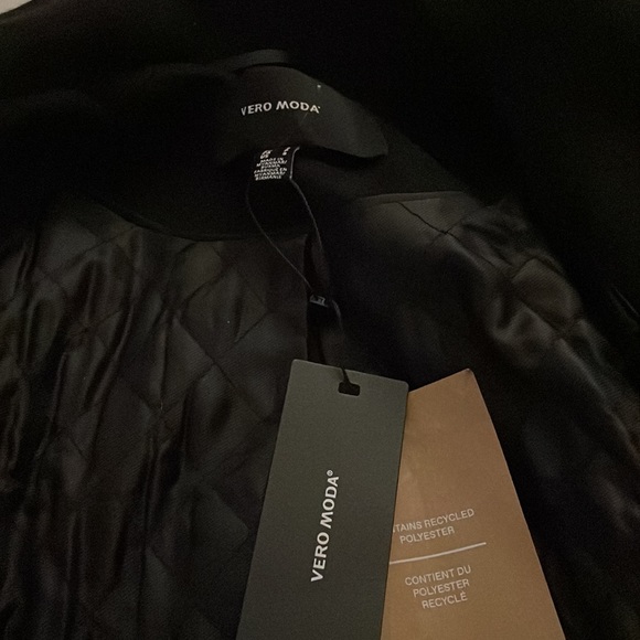 Brand new (with tags) Vero Moda coat - Picture 3 of 3